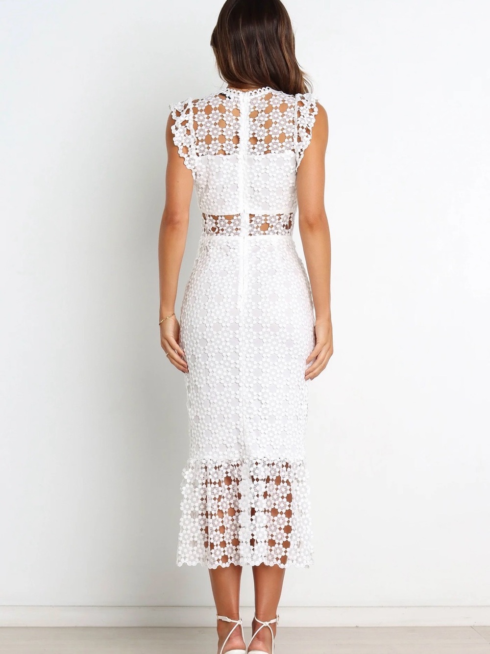 Petal & Pup Lauren Dress White Lace Midi Dress Size 4  Bridal Shower Wedding - Picture 9 of 13